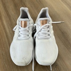 Adidas Sneakers - White